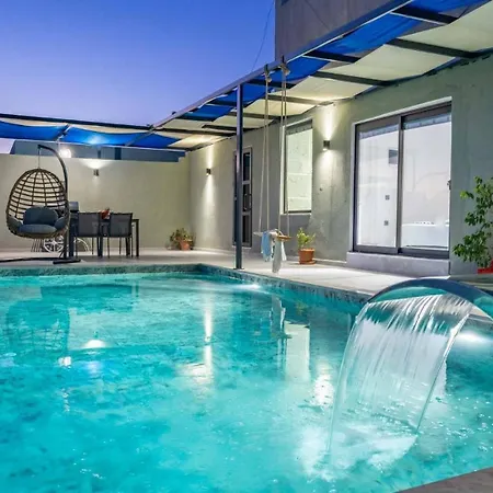 With Private Pool